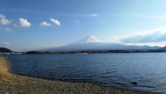 フォトAC画像（山中湖 富士山）